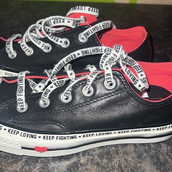 RARE Converse Chuck Taylor 70 KeepFightingKeepLoving Women’s 5.5 Youth 4 - Picture 4 of 5